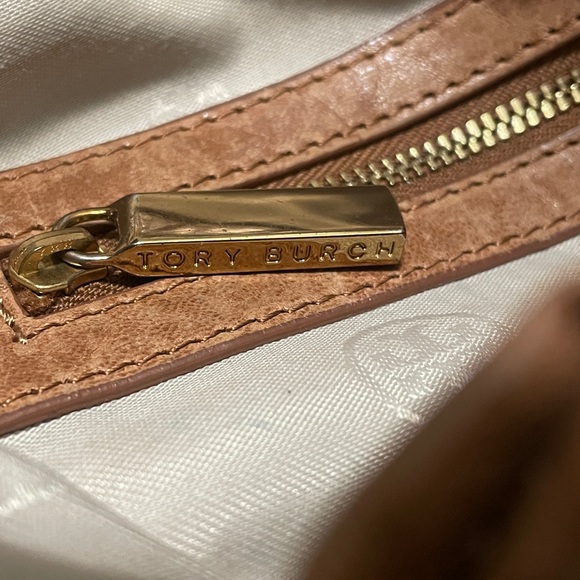 Tory Burch Shoulder Bag - Picture 10 of 13